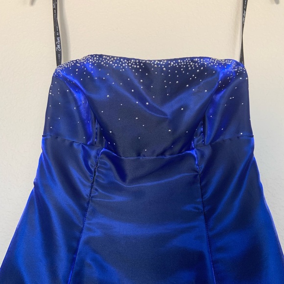 Zum Zum Prom Formal Dress - Picture 2 of 5